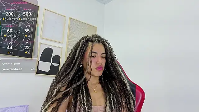 _lili_rose_ stripchat live cam model
