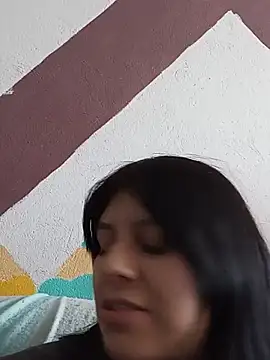 Kate-Pauhl stripchat live cam model