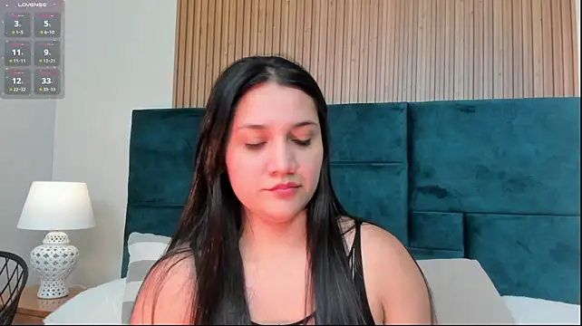 Kareena_chopra stripchat live cam model