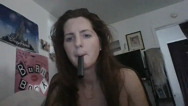Anavrinjae stripchat live cam model
