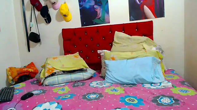 dirtycouplehot2 stripchat live cam model