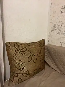 MeowyChans stripchat live cam model