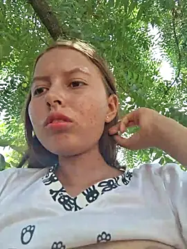 Khelmi stripchat live cam model