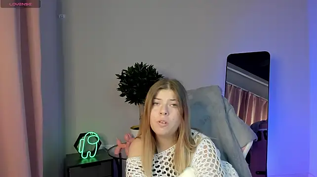 Stefania-sweet stripchat live cam model