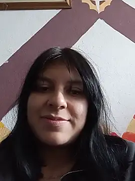 Kate-Pauhl stripchat live cam model