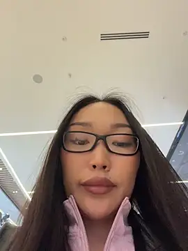trytomakememoam stripchat live cam model
