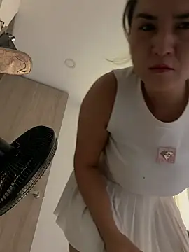 violet-grey stripchat live cam model
