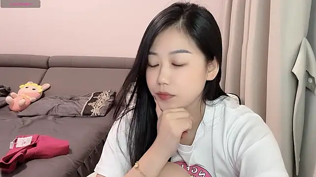 FF-Yuwei stripchat live cam model