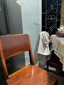 vitamin_love stripchat live cam model