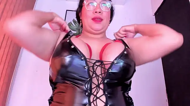alondrabigtits stripchat live cam model
