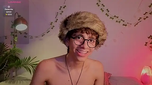 Matty_Sparkk stripchat live cam model