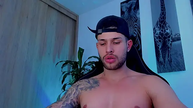 Santos_ramirez1 stripchat live cam model