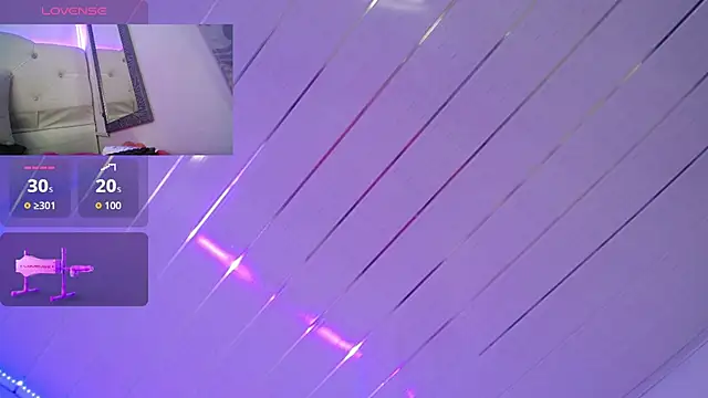 pretty-zoe stripchat live cam model