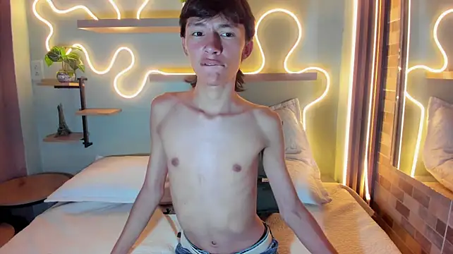 Alan_Madisson stripchat live cam model