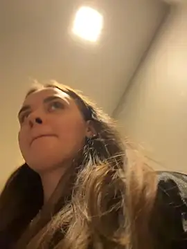 KristiRich stripchat live cam model
