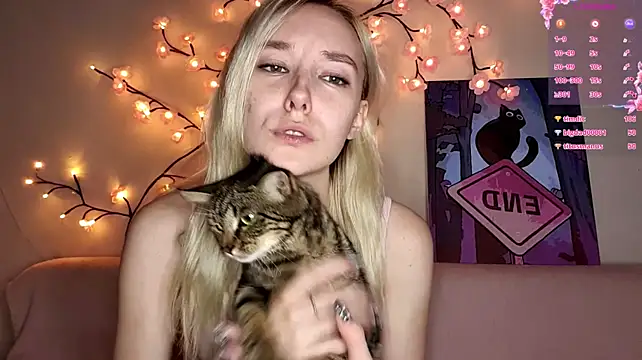 MisaMew stripchat live cam model