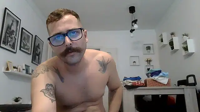 yanick931 stripchat live cam model