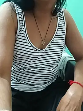 Shanu_Shah stripchat live cam model