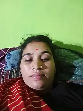 Cut_pooja825 stripchat live cam model