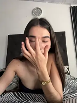 Coralinee_01 stripchat live cam model