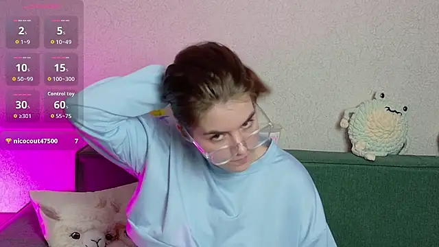 ElzaBlis stripchat live cam model