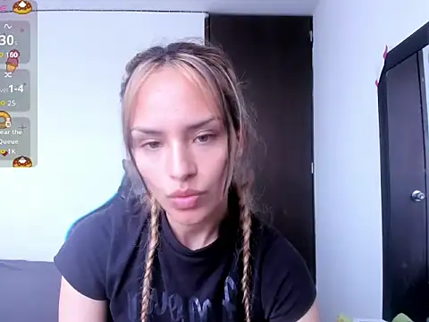 Megan_blue__ stripchat live cam model