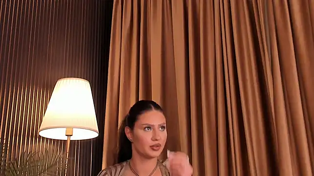 AmberSolange stripchat live cam model