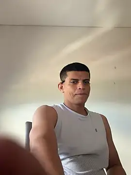 cash_master_daniel stripchat live cam model