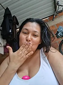 Dirty-Mature35 stripchat live cam model