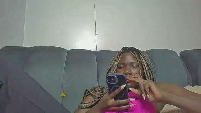 Ebony-Candy stripchat live cam model