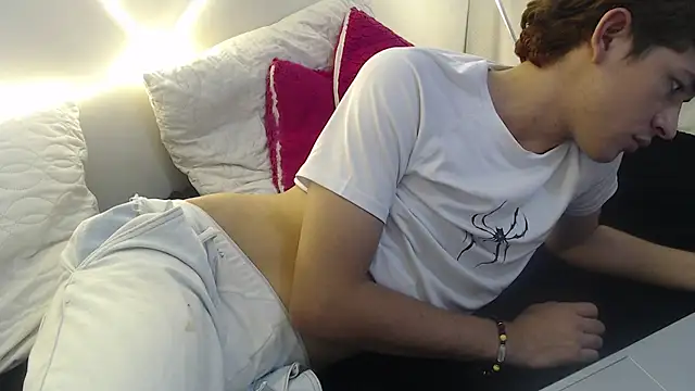 christian_foxx_ stripchat live cam model