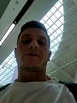 falconandrew stripchat live cam model