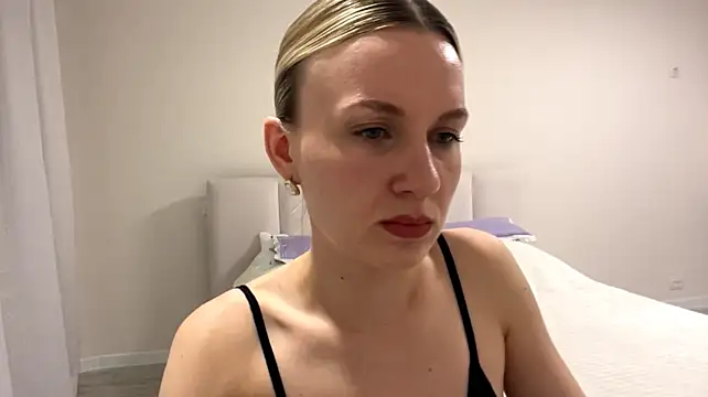 CaryWestberg stripchat live cam model