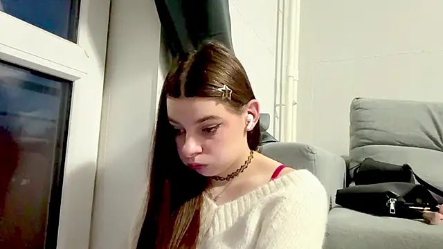 SimoneEbesu stripchat live cam model