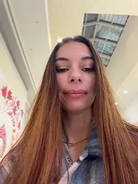 AmelieCrystal stripchat live cam model