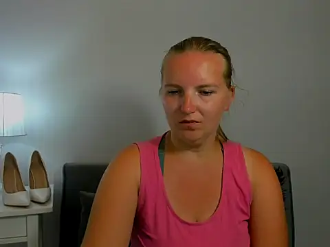 RoseTeacherX stripchat live cam model