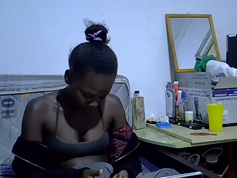Ebonyjoy01 stripchat live cam model