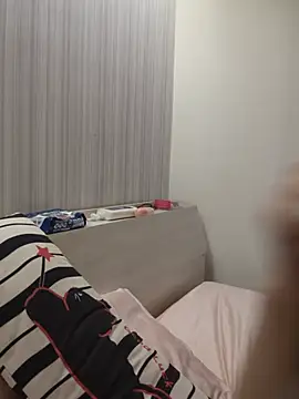 TW_zhuzhu123 stripchat live cam model