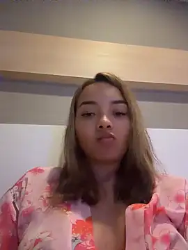 Vanesse_ stripchat live cam model