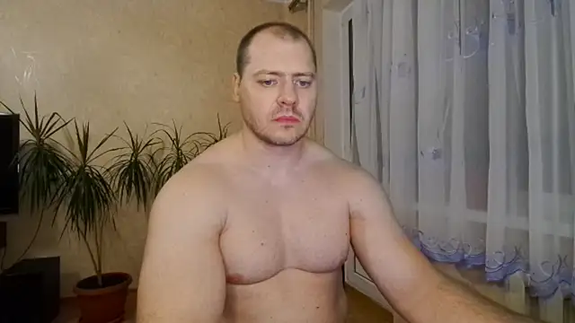 massiveman295 stripchat live cam model