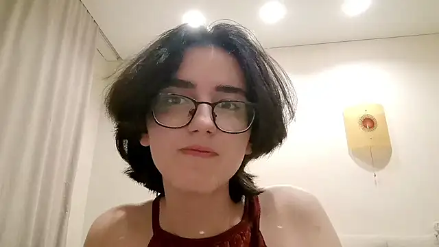 TameshaCreggett stripchat live cam model