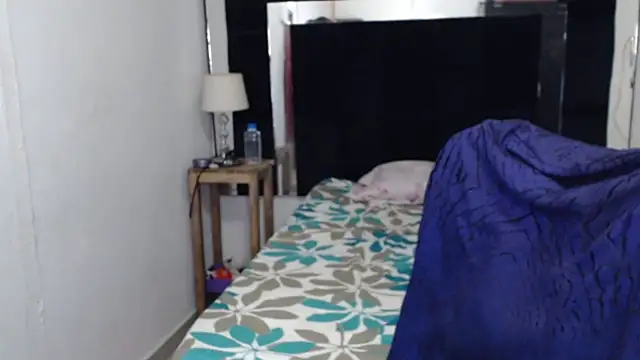 CATRINA-83 stripchat live cam model