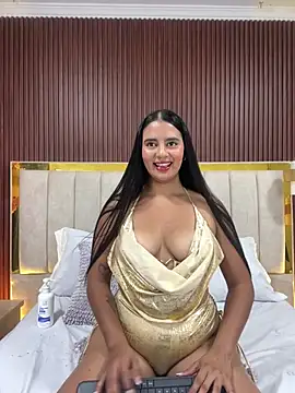 AnitaMore_ stripchat live cam model