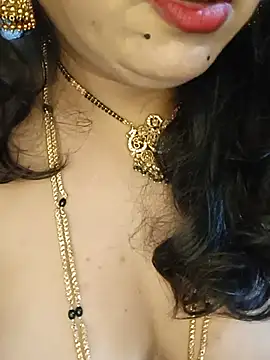 Urmila_kannada_telugu stripchat live cam model