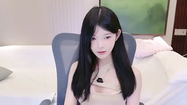 EnEn_xiaobao stripchat live cam model