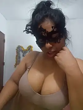 Expose_Queen stripchat live cam model