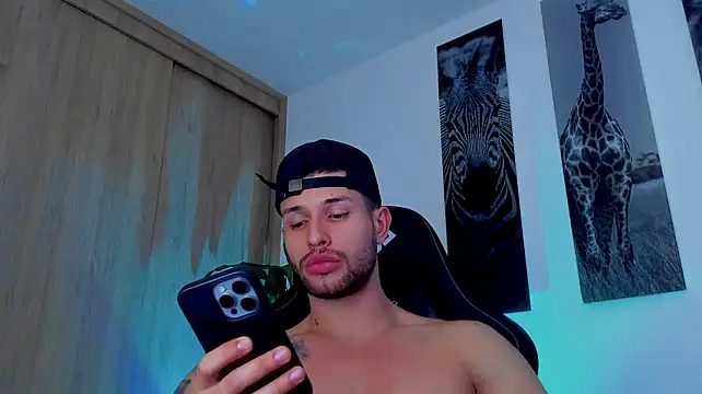 Santos_ramirez1 stripchat live cam model