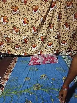 Hot_Urvashi_ stripchat live cam model