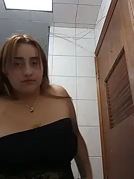hanna_sky1 stripchat live cam model