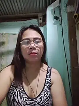 erma_joy stripchat live cam model